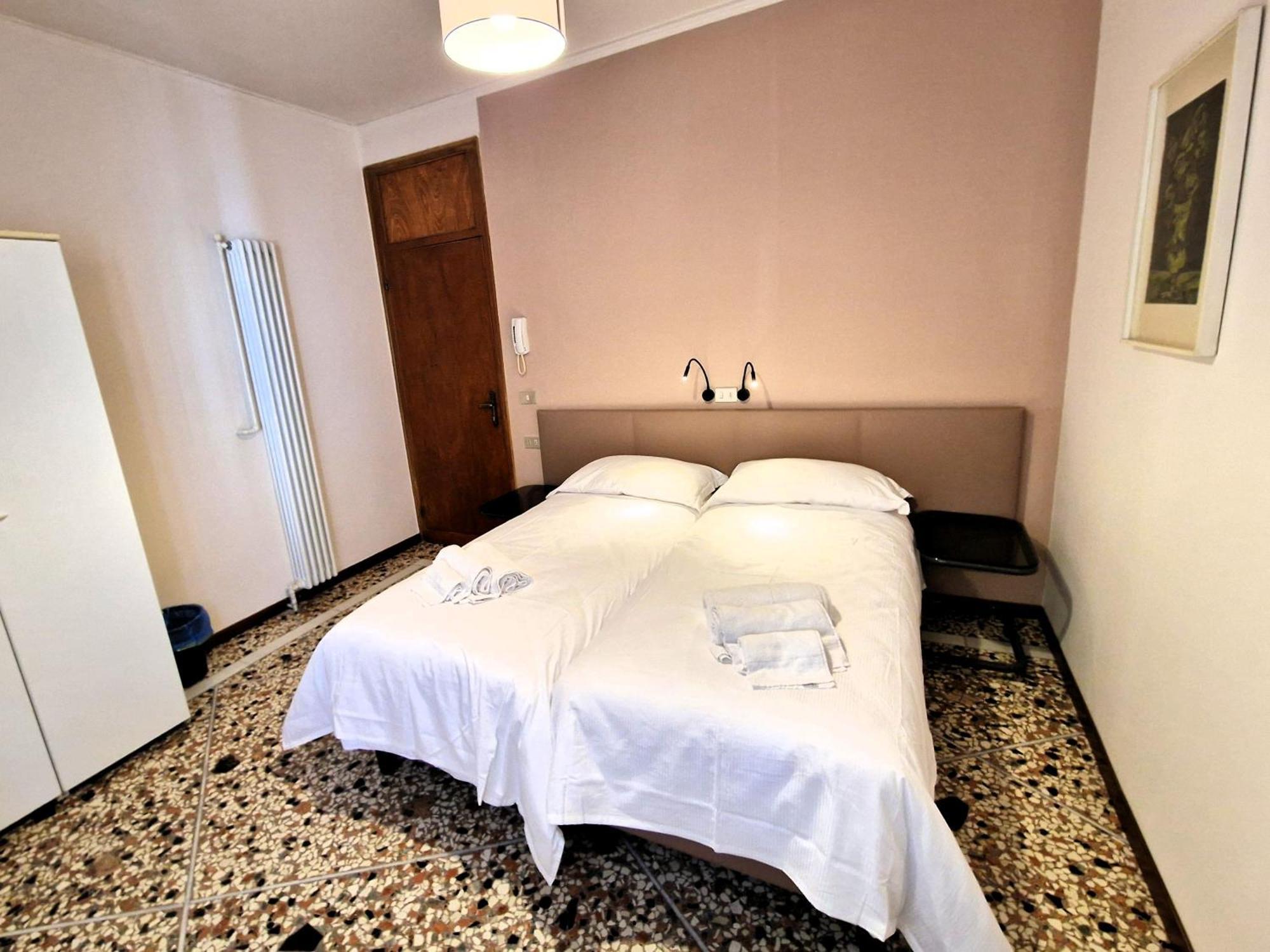 Hotel D'ambros - Casa Belfiore Group *